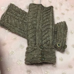 Fingerless glove
